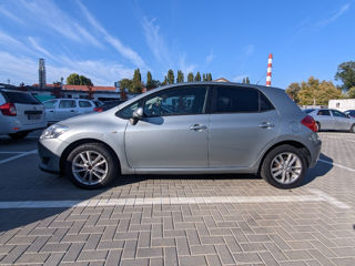 Toyota Auris foto 2