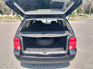 Volkswagen Passat foto 6