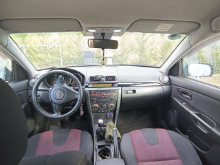 Mazda 3 foto 2