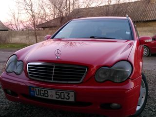 Mercedes C Class foto 3