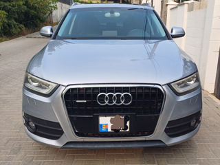 Audi Q3 foto 1