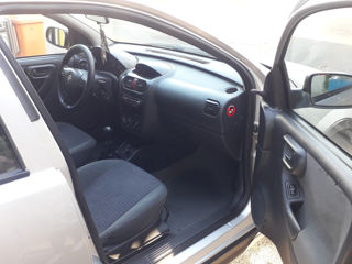 Opel Corsa foto 5