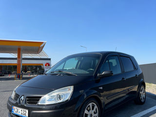 Renault Scenic foto 2