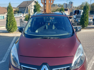 Renault Scenic foto 2