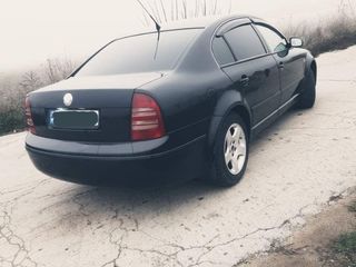 Skoda Superb foto 6