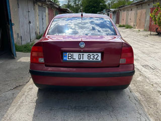 Volkswagen Passat foto 3