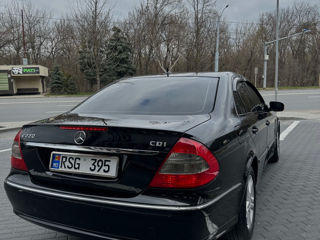 Mercedes E-Class foto 4