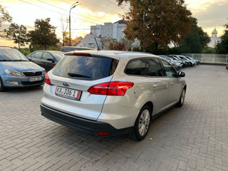 Ford Focus foto 4