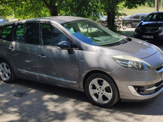 Renault Scenic foto 8