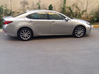 Lexus Es Series foto 7