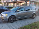 Chrysler Grand Voyager foto 2