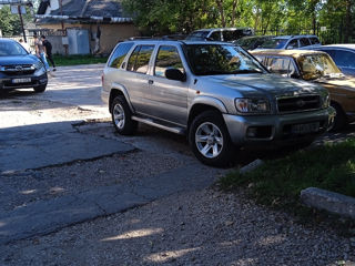 Nissan Pathfinder foto 6