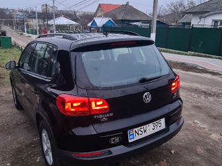 Volkswagen Tiguan foto 3