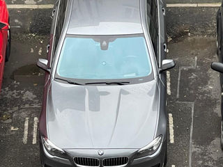 BMW 5 Series foto 4