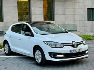 Renault Megane foto 2