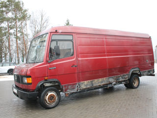 Mercedes 709D foto 1