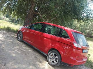 Ford Grand C-MAX foto 2