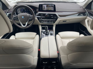 BMW 5 Series foto 5