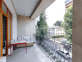 Apartament cu două camere în chirie