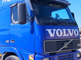 Volvo FH12 foto 2