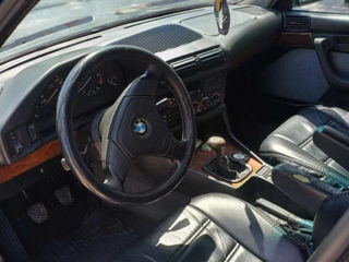 BMW 5 Series foto 3