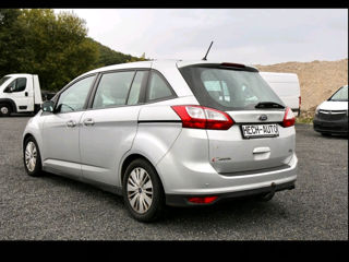 Ford Grand C-MAX foto 9