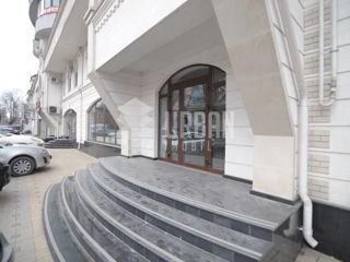 Imobil de vanzare în 2 nivele 1250 mp oficii/spatii comerciale Sfatul Tarii foto 17