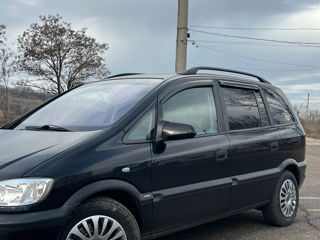 Opel Zafira foto 4