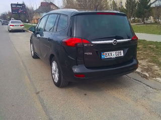 Opel Zafira foto 6