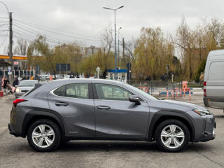 Lexus UX foto 6