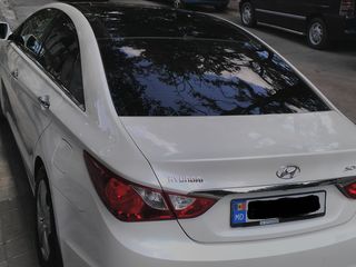 Hyundai Sonata foto 2