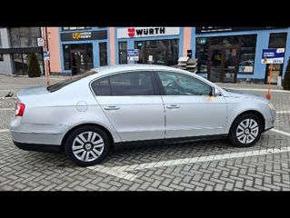 Volkswagen Passat foto 6