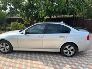 BMW 3 Series foto 1