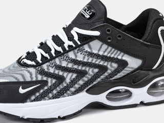 Nike Air Max TW  Black/White Unisex foto 4