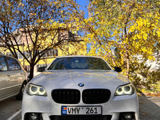 BMW 5 Series foto 4