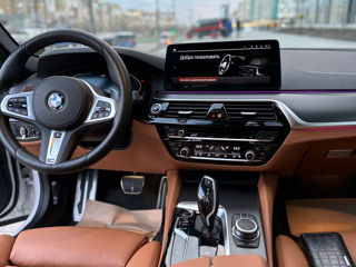 BMW 5 Series foto 5