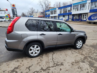 Nissan X-Trail foto 3