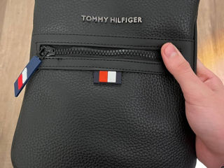 Tommy Hilfiger