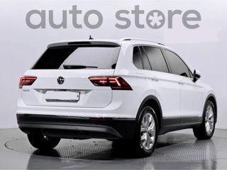 Volkswagen Tiguan foto 2