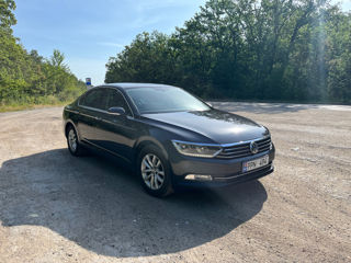 Volkswagen Passat foto 0