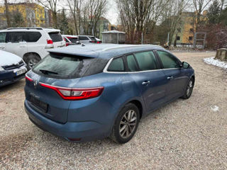 Renault Megane foto 2