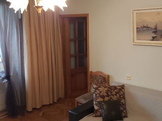 Apartament cu 2 camere, 58 m², Centru, Chișinău foto 1