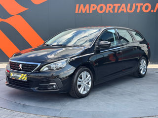 Peugeot 308 foto 1