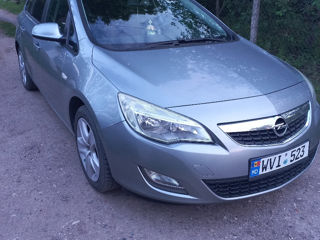 Opel Astra foto 2