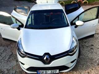 Renault Clio foto 8