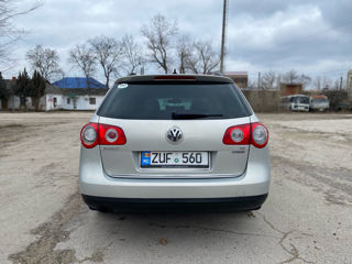 Volkswagen Passat foto 4