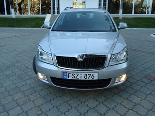 Skoda Octavia foto 2