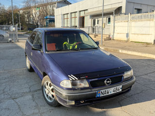 Opel Astra foto 3