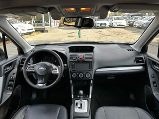 Subaru Forester foto 8