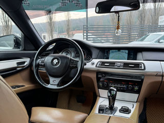 BMW 7 Series foto 5